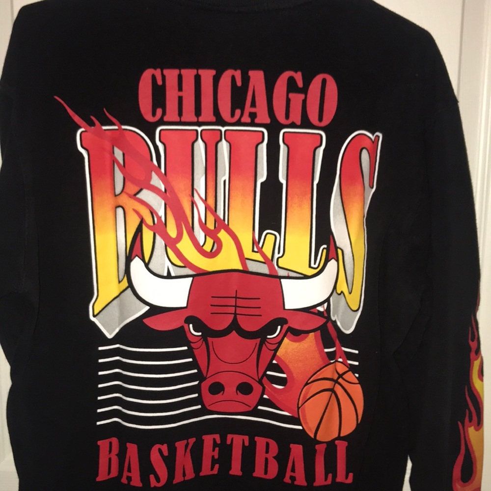 Chicago Bulls Flame Long Sleeve Tee